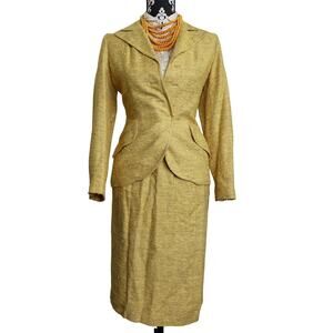 Women's Classic Career Vintage 70s Mustard Yellow Textured Jackfin Suit Set